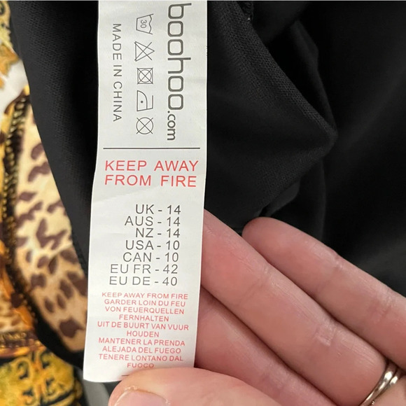 NWT Boohoo/ 🐆Stunning leopard chain ⛓️‍💥/ Woven  twist/ MIDI dress/ Size US 10 - Picture 11 of 16